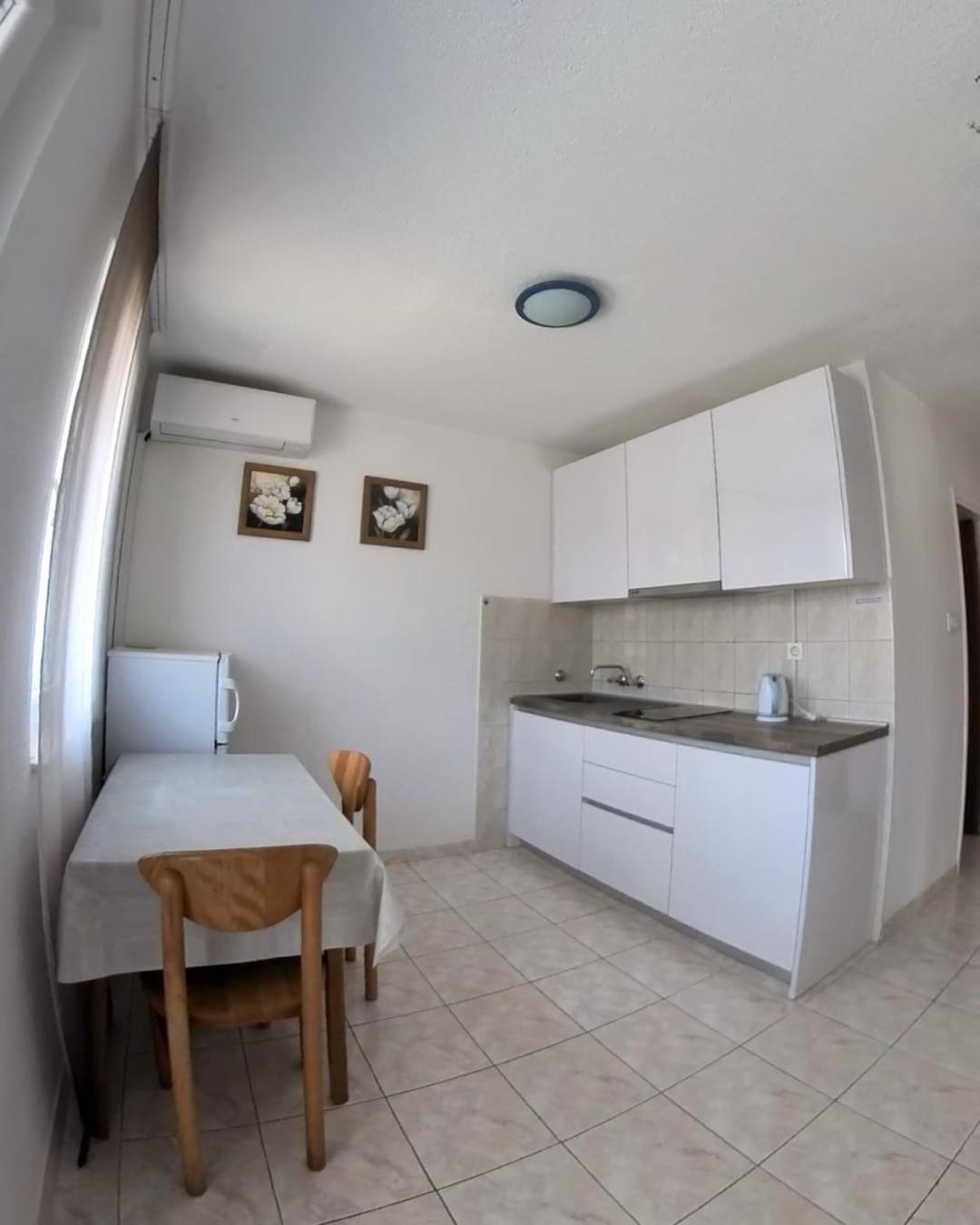 Apartment Bogdan 2 Povljana Εξωτερικό φωτογραφία